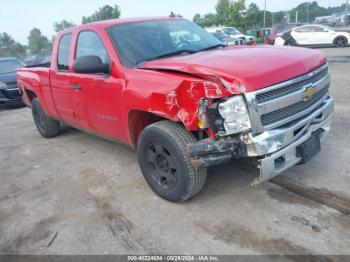  Salvage Chevrolet Silverado 1500