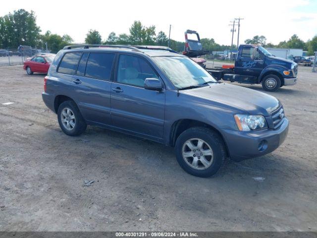  Salvage Toyota Highlander