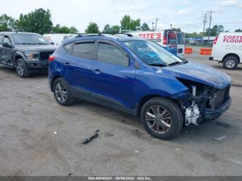  Salvage Hyundai TUCSON