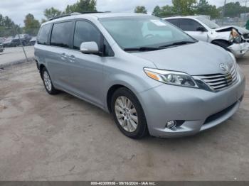  Salvage Toyota Sienna