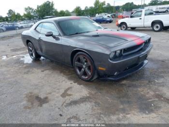  Salvage Dodge Challenger