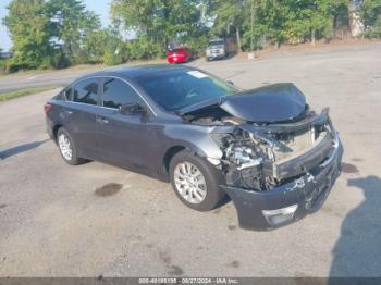  Salvage Nissan Altima