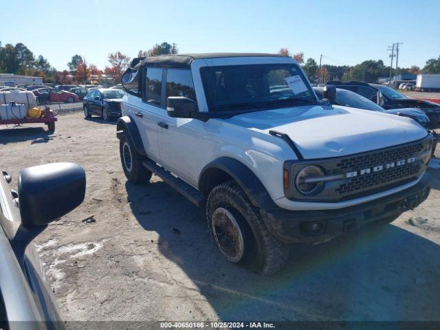  Salvage Ford Bronco