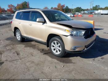  Salvage Toyota Highlander