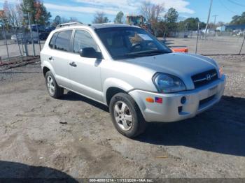  Salvage Hyundai TUCSON