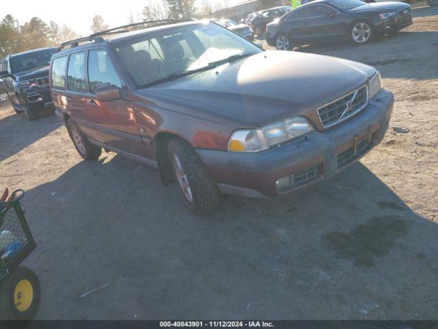  Salvage Volvo V70