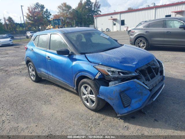  Salvage Nissan Kicks