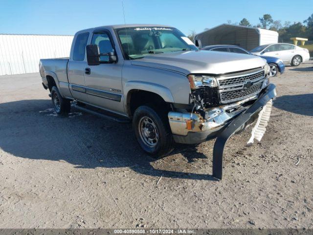  Salvage Chevrolet Silverado 2500