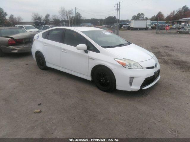  Salvage Toyota Prius