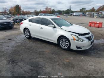  Salvage Nissan Altima