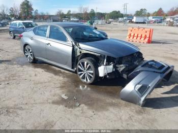  Salvage Nissan Altima