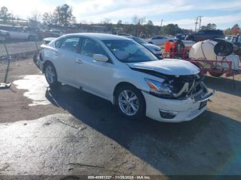  Salvage Nissan Altima