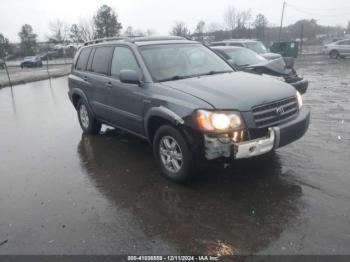  Salvage Toyota Highlander