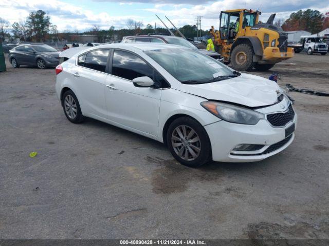  Salvage Kia Forte