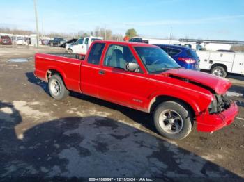  Salvage Chevrolet S-10