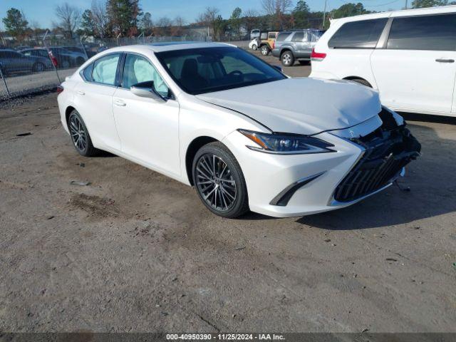  Salvage Lexus Es