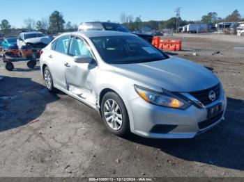  Salvage Nissan Altima