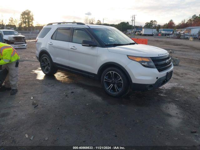  Salvage Ford Explorer