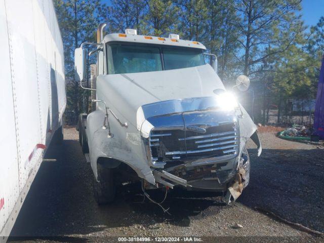  Salvage Freightliner Columbia