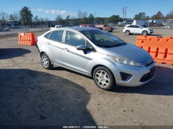  Salvage Ford Fiesta