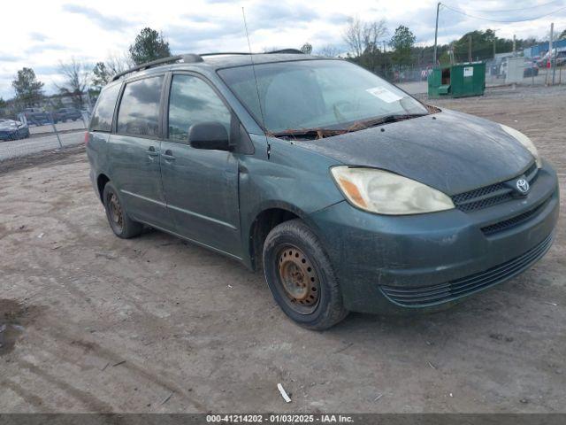  Salvage Toyota Sienna