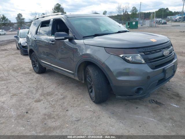  Salvage Ford Explorer