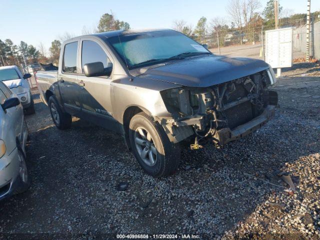  Salvage Nissan Titan