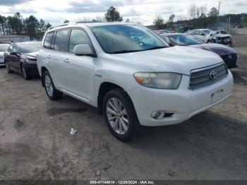  Salvage Toyota Highlander