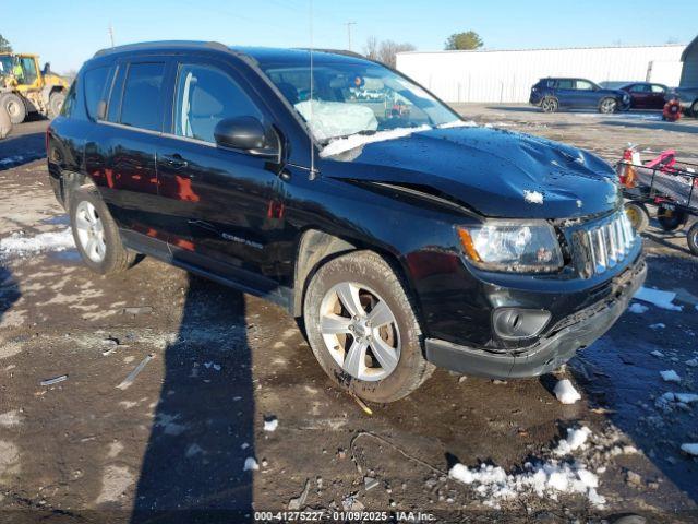  Salvage Jeep Compass