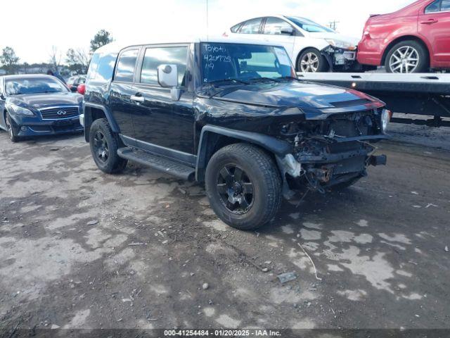  Salvage Toyota FJ Cruiser