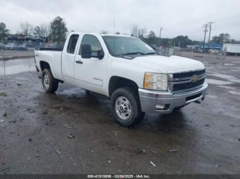  Salvage Chevrolet Silverado 2500