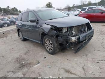  Salvage Nissan Pathfinder