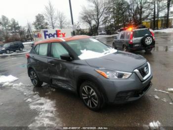  Salvage Nissan Kicks