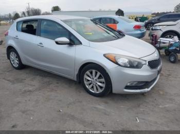  Salvage Kia Forte