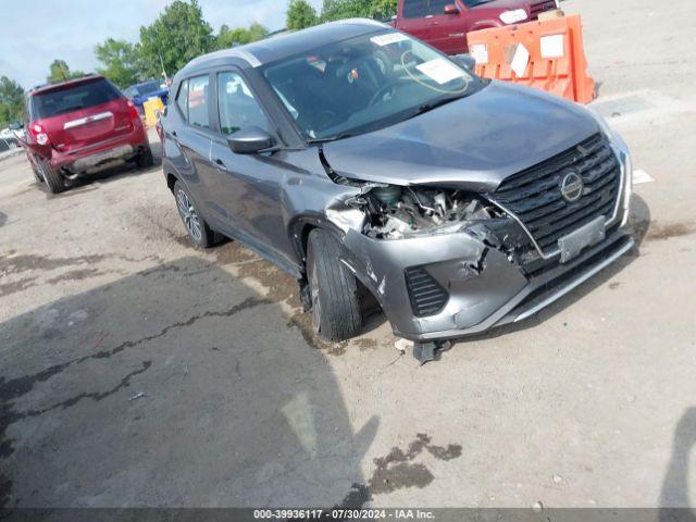  Salvage Nissan Kicks