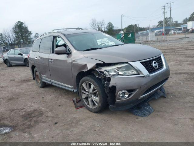  Salvage Nissan Pathfinder