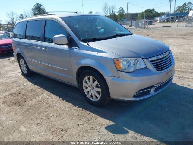  Salvage Chrysler Town & Country