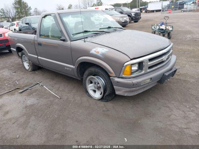  Salvage Chevrolet S-10