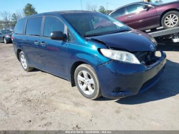  Salvage Toyota Sienna