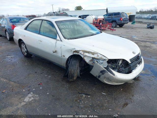  Salvage Lexus Es