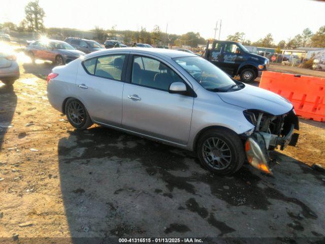  Salvage Nissan Versa