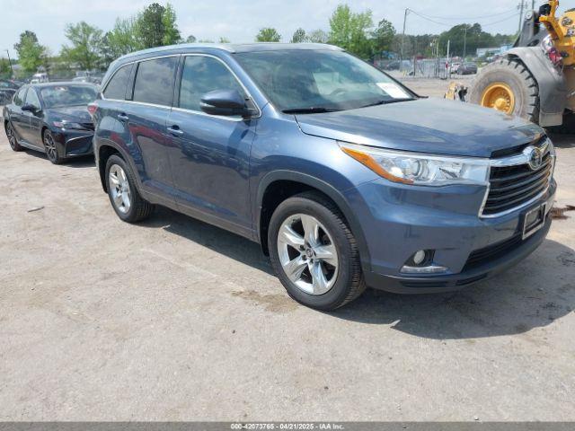  Salvage Toyota Highlander