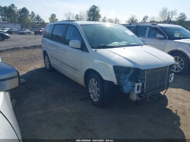  Salvage Chrysler Town & Country