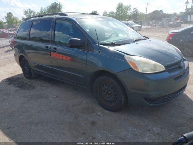  Salvage Toyota Sienna