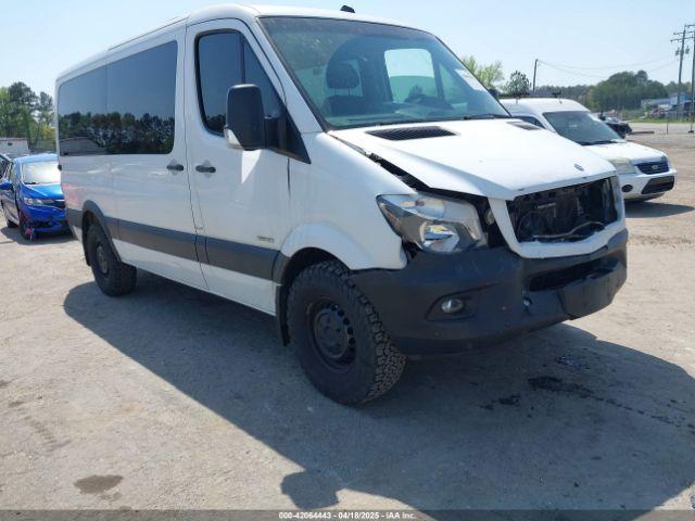  Salvage Mercedes-Benz Sprinter 2500