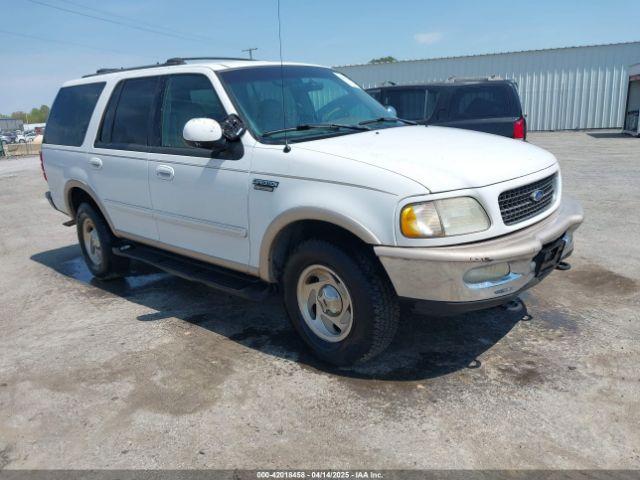  Salvage Ford Expedition
