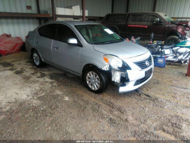  Salvage Nissan Versa