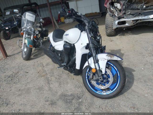  Salvage Suzuki Vzr1800