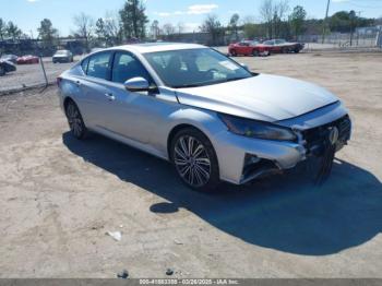  Salvage Nissan Altima