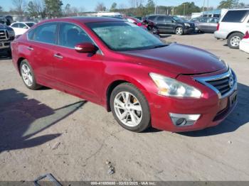  Salvage Nissan Altima